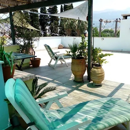 Green Close To Port&center - Parking * Patras